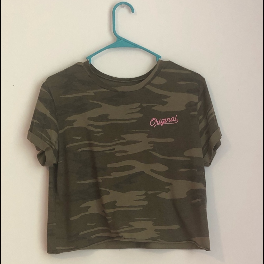 Camo crop top 🍯